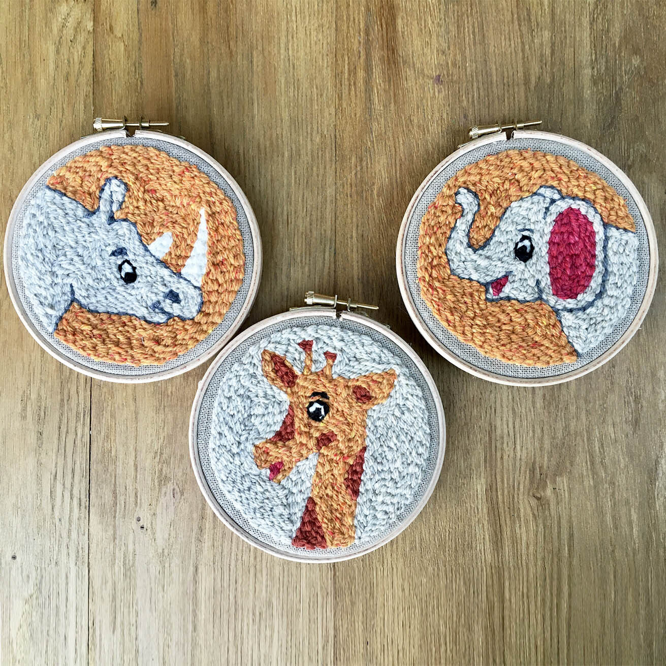 kit punch needle débutant c reparti gamme savane pour enfants