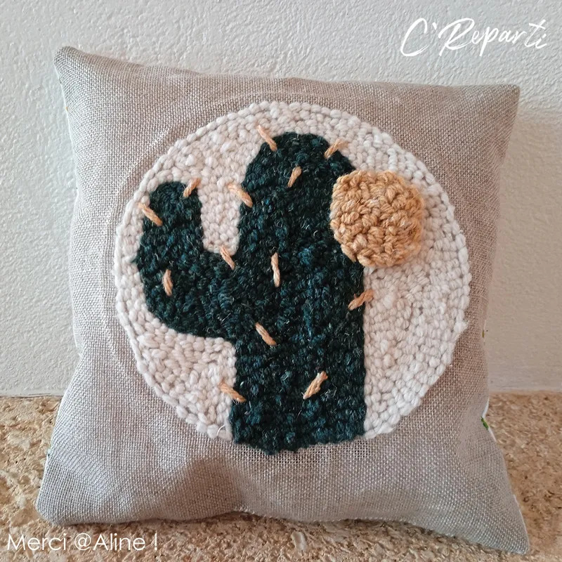 coussin-punch-needle-Aline coussin punch needle déco cactus